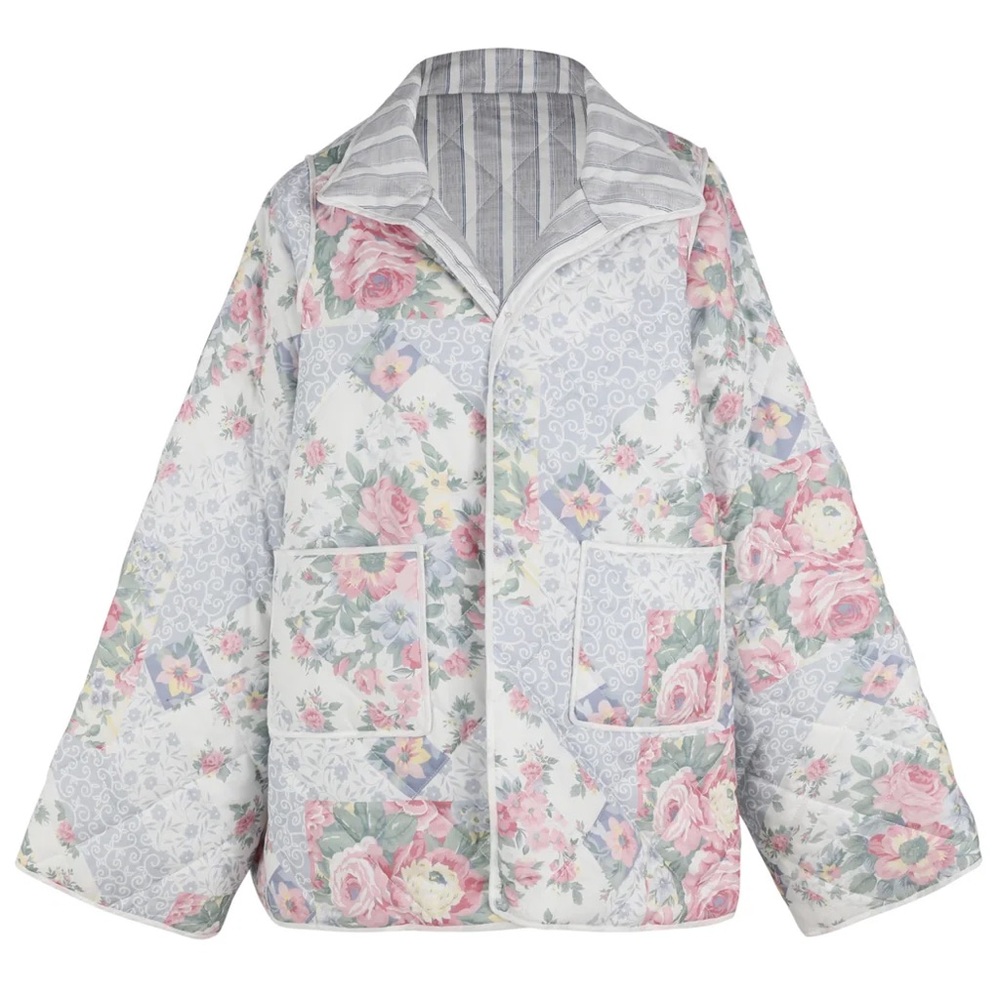 Selkie Oversized Picnic Blanket Bonfire Puffer Jacket